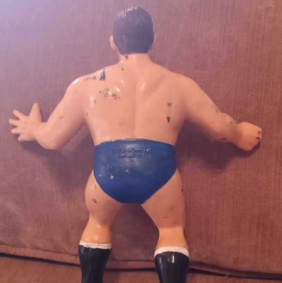 WWE/ WWF action figure - Picture 2 of 3